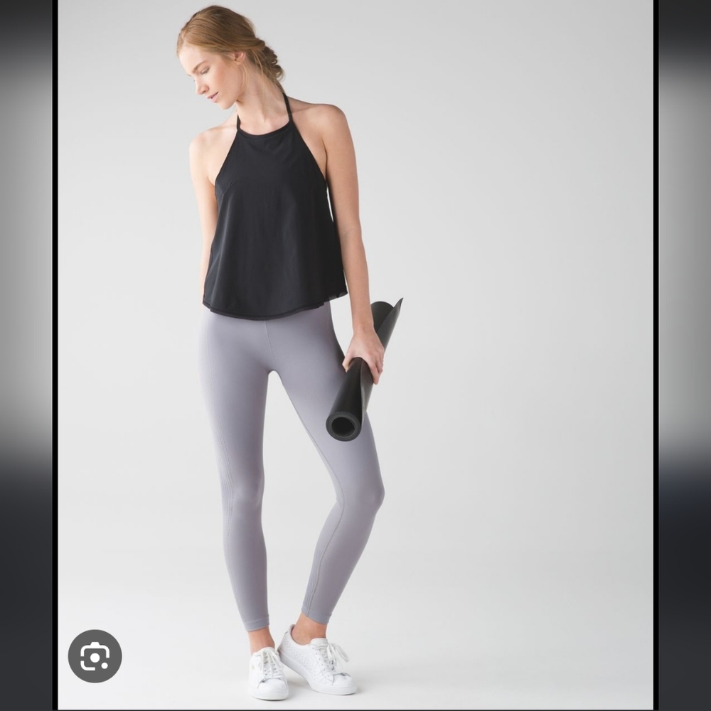 Lululemon free spirit tank size 4 - built-in bra